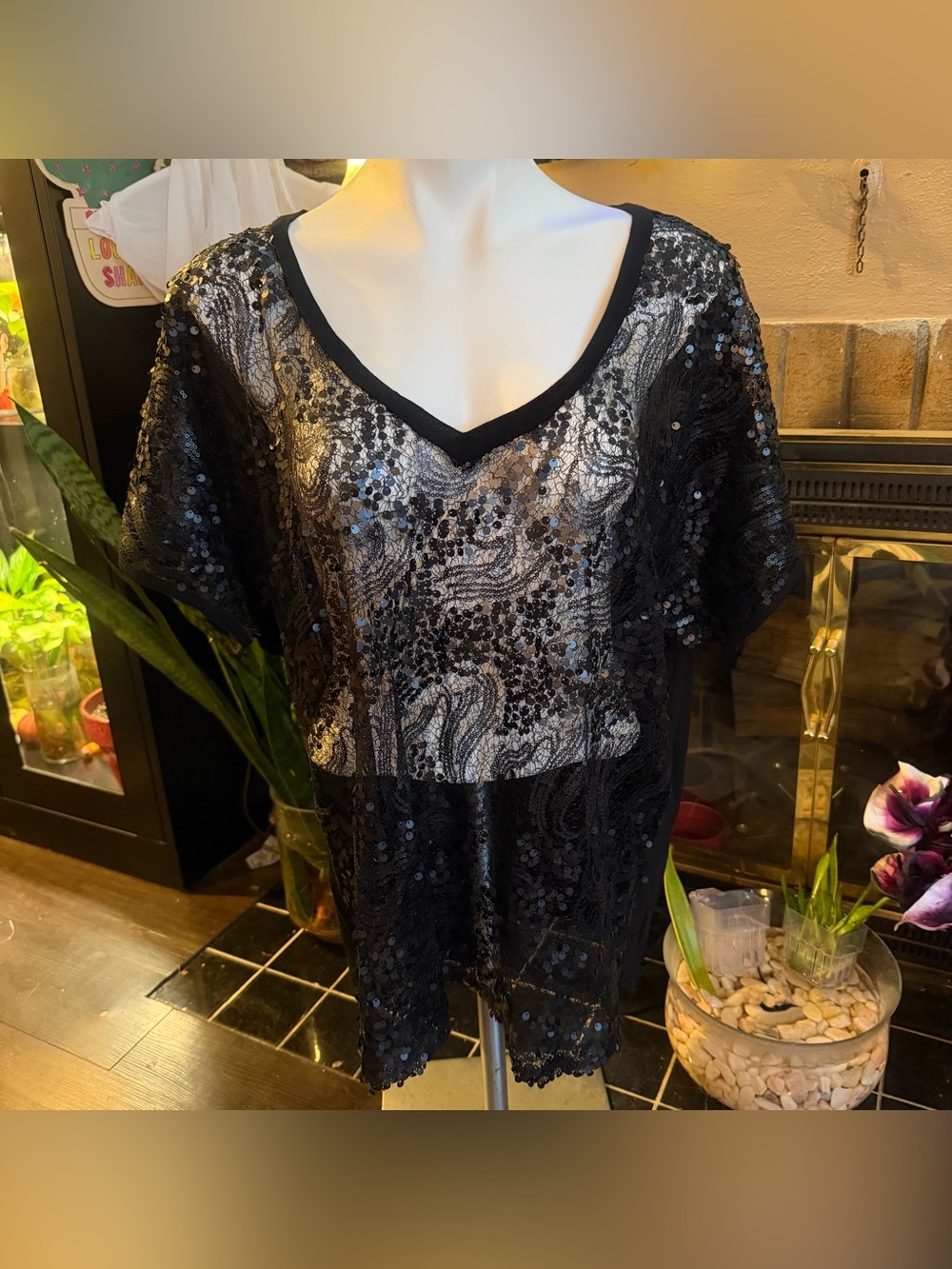 Vanity Black Sequin Lace V-Neck Tunic Top